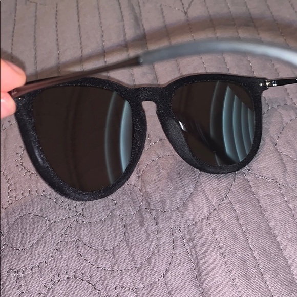Black Velvet Ray Bans-Erika classic. - Picture 4 of 8